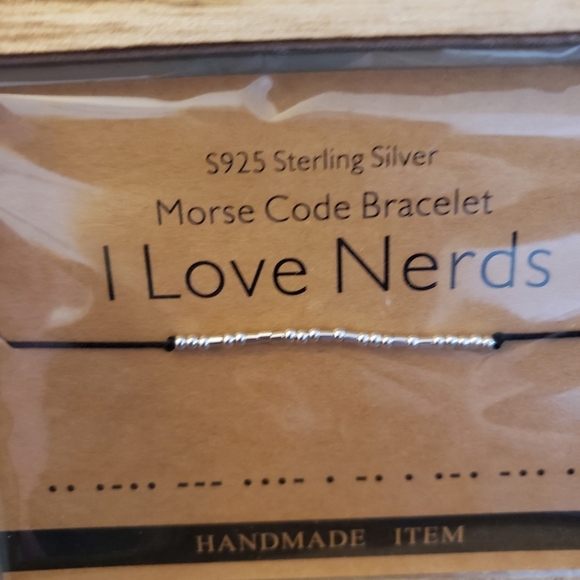 I Love Nerds Morse Code Handmade Bracelet in Wooden Box - Picture 4 of 8